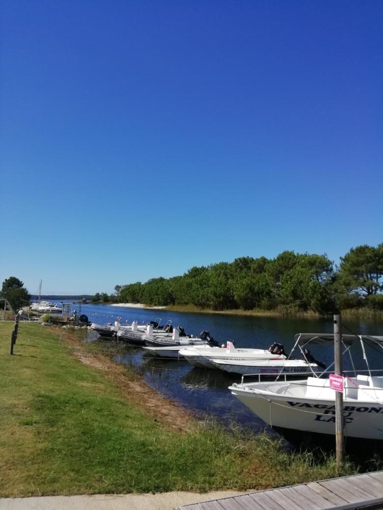 Charmante Maison Neuve Au Lac D'Hourtin Luaran gambar